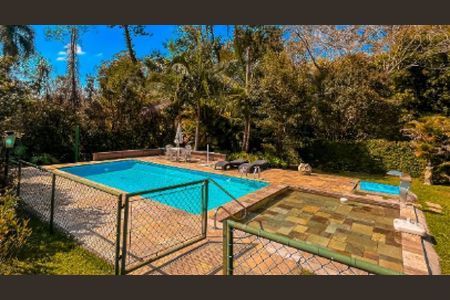 5_photo/94cfaa5ed3.a824f5d462c04ebd-ATLAS-ee4b21b8-6386-46fe-8efa-51fd3d356d4a.jpg de casa à venda com 3 quartos, 1200m² em Rio Cotia, Cotia