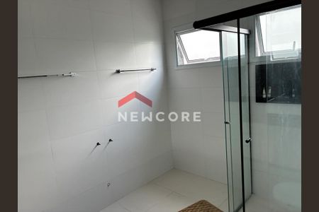 42_photo/94cfaa5f35.93b8fa184532727f-ATLAS-638d4a2a-8b05-40a1-a59c-e9358f958f70.jpg de casa de condomínio à venda com 4 quartos, 340m² em Rio Cotia, Cotia