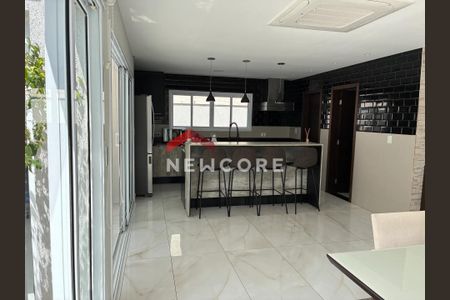 13_photo/94cfaa5f35.93b8fa184532727f-ATLAS-b1d54e95-180f-4928-9f24-9cfce1c3f7d4.jpg de casa de condomínio à venda com 4 quartos, 340m² em Rio Cotia, Cotia