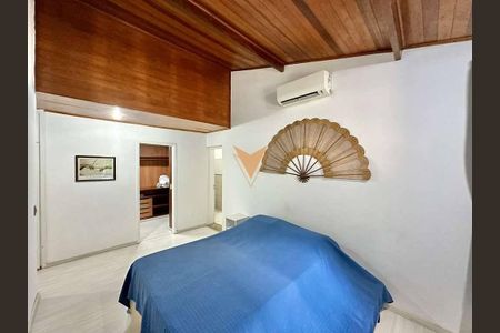 77_photo/94cfaa5fe9.9b549e825f97d3a3-ATLAS-aca00c4e-b68a-4c2a-b554-24f97ce3b363.jpg de casa à venda com 3 quartos, 473m² em Rio Cotia, Cotia