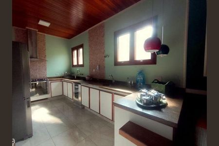 8_photo/94cfaa5fef.906020ab0bc1df8b-ATLAS-2f9278ca-f156-418f-a853-d7a7dcc2be75.jpg de casa de condomínio à venda com 3 quartos, 510m² em Algarve, Cotia