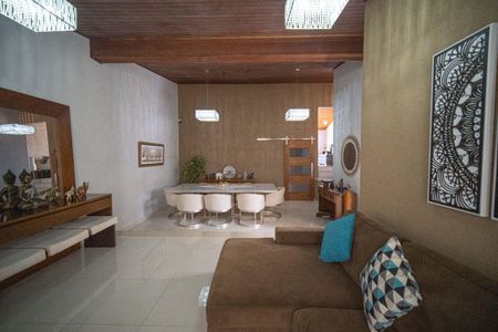 3_photo/94cfaa609b.c27bb358fc36071b-ATLAS-1eba13bf-32f6-4bf1-b8ce-5fe7d6cfe286.jpg de casa à venda com 3 quartos, 400m² em Rio Cotia, Cotia