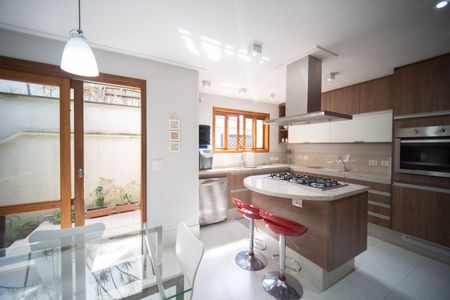 10_photo/94cfaa609b.c27bb358fc36071b-ATLAS-39f0cbe2-b08a-4008-a9f0-fd255b7ae73b.jpg de casa à venda com 3 quartos, 400m² em Rio Cotia, Cotia