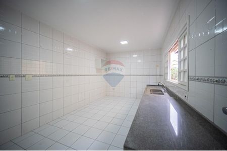 32_photo/94cfaa609d.cba9474eaf1c4fd4-ATLAS-255f5eec-d08d-40ee-9a5f-af2ab379b54c.jpg de casa à venda com 4 quartos, 234m² em Rio Cotia, Cotia