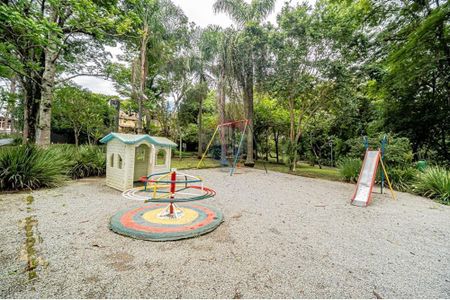 47_photo/94cfaa609d.cba9474eaf1c4fd4-ATLAS-a36efdbc-0731-428c-a06e-dce1f82bfa1c.jpg de casa à venda com 4 quartos, 234m² em Rio Cotia, Cotia