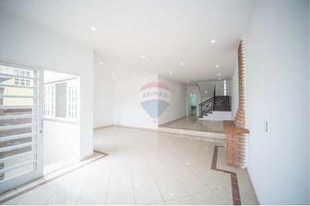 36_photo/94cfaa609d.cba9474eaf1c4fd4-ATLAS-f29f52d1-e05d-41e7-9d0e-7c69067d19a6.jpg de casa à venda com 4 quartos, 234m² em Rio Cotia, Cotia