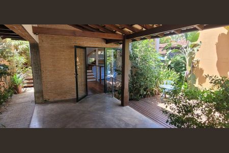 12_photo/94cfaa60a1.4cea1a0b3f6bbd2f-ATLAS-791b4888-6efc-4b03-9b90-b4ae60e74d06.jpg de casa de condomínio à venda com 3 quartos, 250m² em Jardim das Flores, Cotia