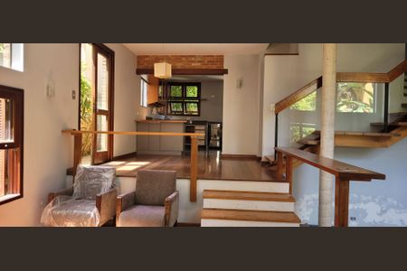 4_photo/94cfaa60a1.4cea1a0b3f6bbd2f-ATLAS-867501da-452f-4009-a2e8-7e16c25bb38f.jpg de casa de condomínio à venda com 3 quartos, 250m² em Jardim das Flores, Cotia