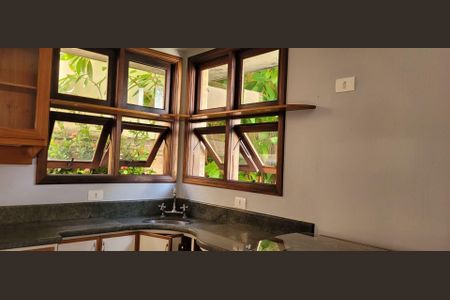 12_photo/94cfaa60a1.4cea1a0b3f6bbd2f-ATLAS-fc9c987c-ab5a-4ba3-bc0f-a0e51ba13b83.jpg de casa de condomínio à venda com 3 quartos, 250m² em Jardim das Flores, Cotia