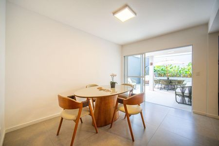 11_photo/94cfaa60a3.72b299ddc7bc3168-ATLAS-a2e9dd2f-ef03-43a0-b320-00b835722450.jpg de casa de condomínio à venda com 4 quartos, 300m² em Rio Cotia, Cotia