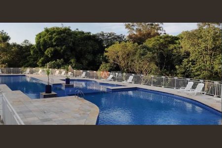 2_photo/94cfaa60b1.a5b61410c387fb0a-ATLAS-7ec0db03-b6e2-4fdd-9b35-08faf6ca910b.jpg de casa à venda com 3 quartos, 50m² em Rua dos Cravos, 113, Cotia