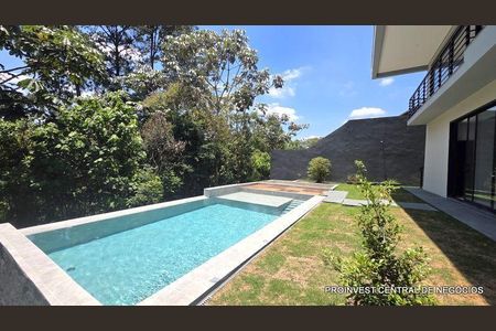 3_photo/94cfaa60bb.b9b7162baa560680-ATLAS-0edbf20a-8309-40cc-83f8-2e544c08e51d.jpg de casa à venda com 4 quartos, 440m² em Rio Cotia, Cotia