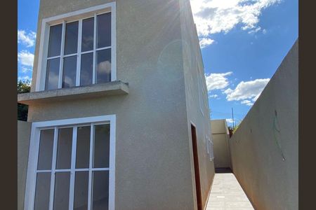 3_photo/94cfaa62fd.7da11293e5e8925f-ATLAS-d47e299b-3f2f-45d0-ac1f-2ae46d57afca.jpg de casa à venda com 3 quartos, 124m² em Parque Alexandre, Cotia