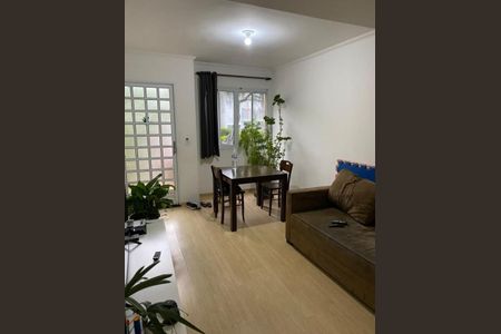 7_photo/94cfaa674d.82fea235bc35be0e-ATLAS-3b0af7bc-6229-4401-b42f-e8348dc10e00.jpg de casa à venda com 2 quartos, 70m² em Rua dos Cravos, 113, Cotia