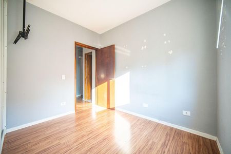 20_photo/94cfaa674d.935c805baf9a7d1f-ATLAS-6d8c1a79-8a90-42db-bb5e-b01e5f731454.jpg de casa de condomínio à venda com 3 quartos, 380m² em Jardim das Flores, Cotia