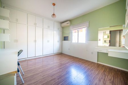 12_photo/94cfaa674d.935c805baf9a7d1f-ATLAS-8bdbd83a-a9c6-4fda-9b78-e310f4a023a0.jpg de casa de condomínio à venda com 3 quartos, 380m² em Jardim das Flores, Cotia