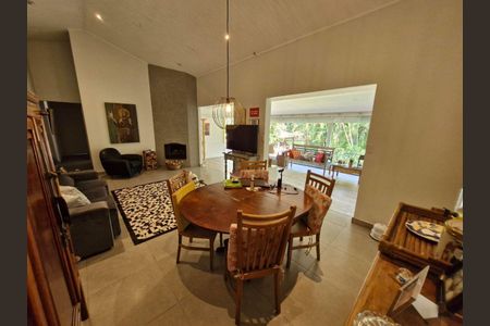 3_photo/94cfaa6753.fab4721eb95379fc-ATLAS-ee0164f5-4caa-4673-83e3-9c6d3f0cf606.jpg de casa de condomínio à venda com 4 quartos, 330m² em Algarve, Cotia