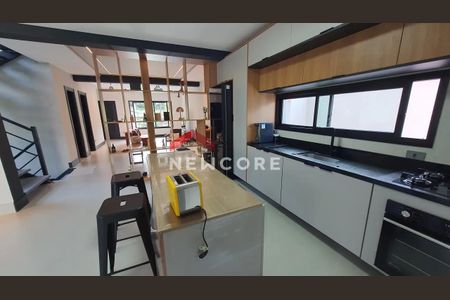 5_photo/94cfaa67db.4cea1a0b3f6bbd2f-ATLAS-32a86aa8-9f22-4d59-ae22-c3843630f811.jpg de casa de condomínio à venda com 4 quartos, 360m² em Rio Cotia, Cotia