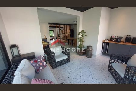 12_photo/94cfaa67db.4cea1a0b3f6bbd2f-ATLAS-912f3bfc-886b-49e4-98b3-9b37ae208476.jpg de casa de condomínio à venda com 4 quartos, 360m² em Rio Cotia, Cotia