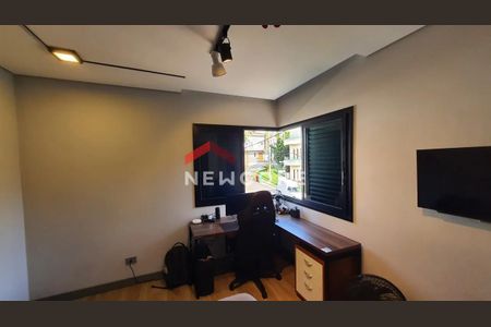 18_photo/94cfaa67db.4cea1a0b3f6bbd2f-ATLAS-a44bd43e-b8bf-4e06-931c-c3d5f8a379ab.jpg de casa de condomínio à venda com 4 quartos, 360m² em Rio Cotia, Cotia