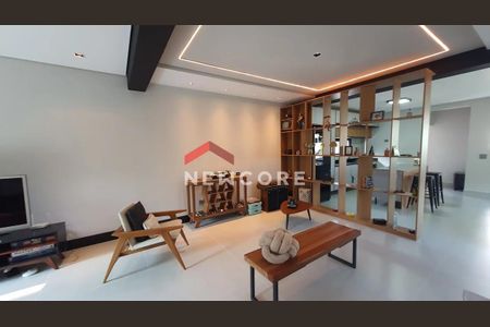 17_photo/94cfaa67db.4cea1a0b3f6bbd2f-ATLAS-ce6991bb-ca45-4f7c-9b2b-6a0448e330aa.jpg de casa de condomínio à venda com 4 quartos, 360m² em Rio Cotia, Cotia