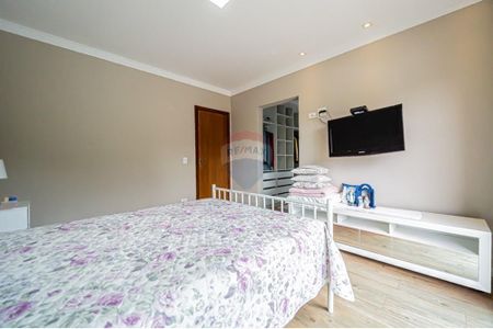 12_photo/94cfaa67e9.4540318967139590-ATLAS-8ef60e2d-e634-4971-99eb-306ca78ef546.jpg de casa à venda com 4 quartos, 312m² em Rio Cotia, Cotia