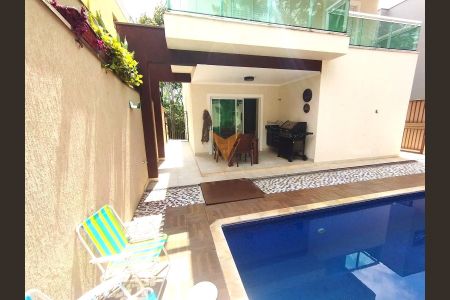 3_photo/94cfaa67eb.45271839fdff77b1-ATLAS-667c66ea-60db-44fc-9857-771b8570e7dc.jpg de casa à venda com 3 quartos, 249m² em Rio Cotia, Cotia