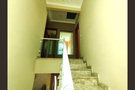 11_photo/94cfaa67eb.45271839fdff77b1-ATLAS-6a1196d1-66eb-46a2-8437-facf0b8ca314.jpg de casa à venda com 3 quartos, 249m² em Rio Cotia, Cotia