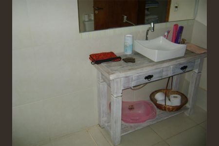 12_photo/94cfaa67fd.5d9b459f6e445926-ATLAS-34b47f9c-e76f-47ed-bf63-1bff6f3d99c7.jpg de casa à venda com 3 quartos, 510m² em Rio Cotia, Cotia