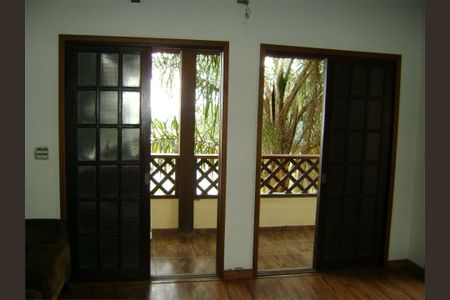 4_photo/94cfaa67fd.5d9b459f6e445926-ATLAS-927ada3d-6fc8-4640-99f7-ecfb6c8ccb94.jpg de casa à venda com 3 quartos, 510m² em Rio Cotia, Cotia