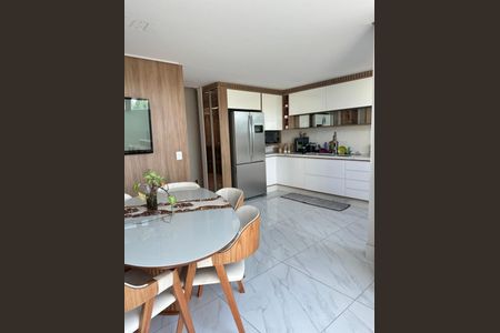 2_photo/94cfaa686d.439b07048e7deb9d-ATLAS-8d1e91d8-f059-42f2-8984-1280bfeab48f.jpg de casa à venda com 0 quarto, 50m² em Rio Cotia, Cotia