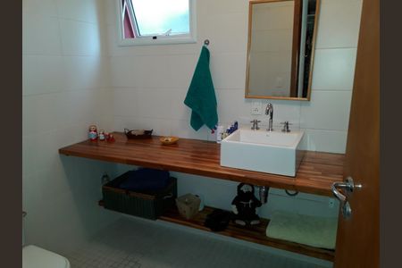 25_photo/94cfaa6873.f31f4fb75048700d-ATLAS-ccc28da1-11b2-4727-90e5-cb7a46dd2f5f.jpg de casa à venda com 3 quartos, 381m² em Paisagem Renoir, Cotia