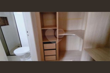 17_photo/94cfaa6a5d.853fdb483bbe6742-ATLAS-59f9b8bb-c77e-43bd-8273-e7f2e0230ace.jpg de casa de condomínio à venda com 3 quartos, 82m² em Jardim Ipes, Cotia