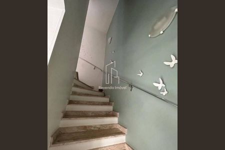 10_photo/94cfaa6a7d.ec1cb8687446bd71-ATLAS-1dff9a2a-3012-4249-9e87-dde029b28d33.jpg de casa à venda com 2 quartos, 90m² em Jardim Ipes, Cotia