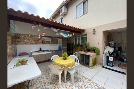 7_photo/94cfaa6aed.82fea235bc35be0e-ATLAS-494ab8d2-bbc1-4b74-8009-8471a7dcbc54.jpg de casa de condomínio para alugar com 3 quartos, 90m² em Jardim Belizário, Cotia