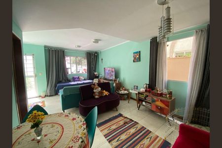 5_photo/94cfaa6aed.82fea235bc35be0e-ATLAS-56dc4e11-20c5-4264-8bc9-9c6135abfa5f.jpg de casa de condomínio à venda com 3 quartos, 90m² em Jardim Belizário, Cotia