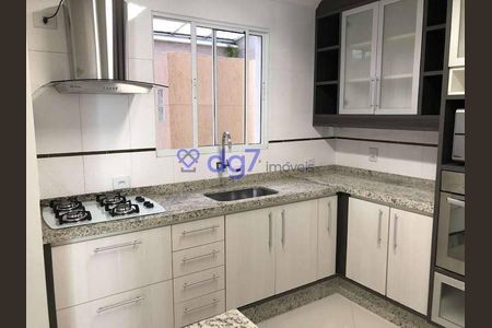 8_photo/94cfaa6af5.8a6af12945746efb-ATLAS-92934fcd-aae9-4cdb-894e-ce4333fea886.jpg de casa à venda com 3 quartos, 83m² em Chácara Ondas Verdes, Cotia