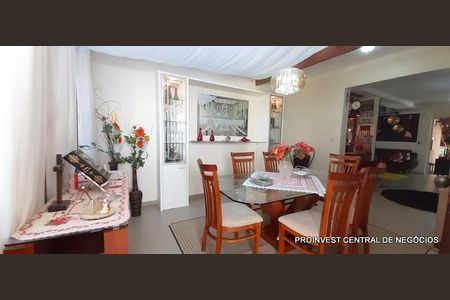 9_photo/94cfaa6b21.de4b954bf88b56f5-ATLAS-e3663500-ddf4-4a39-97eb-2a97a4f3180c.jpg de casa à venda com 4 quartos, 311m² em Jardim Ipes, Cotia