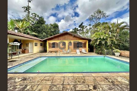 30_photo/94cfaa6cc3.bb8f4edc70859172-ATLAS-37f21a0a-ded2-42c8-9a2b-def3f22861aa.jpg de casa à venda com 3 quartos, 234m² em Jardim Ipes, Cotia