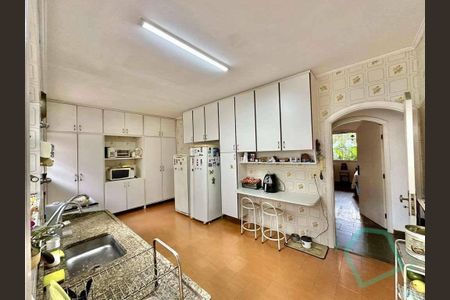 10_photo/94cfaa6cc3.bb8f4edc70859172-ATLAS-6aa32fd4-8b1b-4560-bb6f-423ca69b5aaf.jpg de casa à venda com 3 quartos, 234m² em Jardim Ipes, Cotia