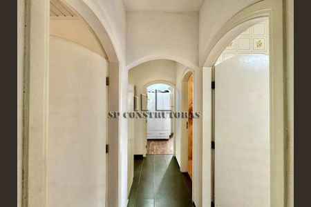 2_photo/94cfaa6cd7.cb8db941c58e3b55-ATLAS-0645eb57-33dd-48ae-97d8-4b0b50e67006.jpg de casa à venda com 3 quartos, 233m² em Jardim do Rio Cotia, Cotia