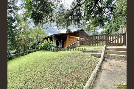 42_photo/94cfaa6cd7.cb8db941c58e3b55-ATLAS-88a8d793-d891-451f-81a8-5de451926b0c.jpg de casa à venda com 3 quartos, 233m² em Jardim do Rio Cotia, Cotia