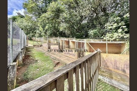 47_photo/94cfaa6cd7.cb8db941c58e3b55-ATLAS-c6059a2b-00bf-41d4-8f4f-0999203b71e1.jpg de casa à venda com 3 quartos, 233m² em Jardim do Rio Cotia, Cotia