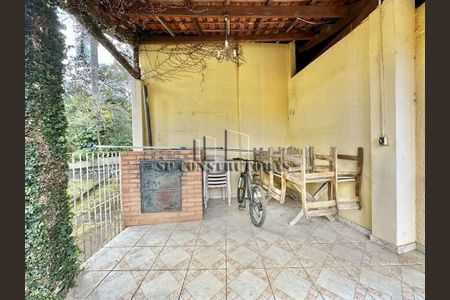 36_photo/94cfaa6cd7.cb8db941c58e3b55-ATLAS-dec150ac-c8e2-40f1-bfa5-13086d720831.jpg de casa à venda com 3 quartos, 233m² em Jardim do Rio Cotia, Cotia