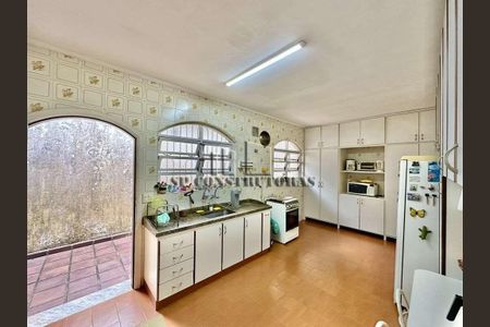 13_photo/94cfaa6cd7.cb8db941c58e3b55-ATLAS-e2e5ad0b-fe73-40a9-b36d-a5102453b8c6.jpg de casa à venda com 3 quartos, 233m² em Jardim do Rio Cotia, Cotia