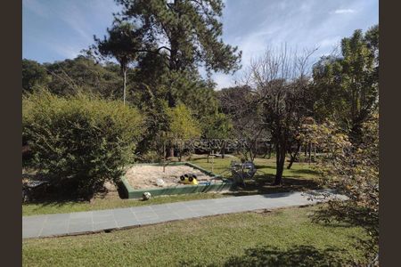 5_photo/94cfaa6d2f.4f01e810a805cb87-ATLAS-159a6e8b-57e8-47c2-9b2c-4e43f23d7184.jpg de casa à venda com 4 quartos, 650m² em Jardim do Rio Cotia, Cotia