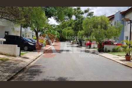 6_photo/94cfaa6e2b.6b2453e70642c87c-ATLAS-208ad8ec-e59d-4126-b49e-d1249ceb7a24.jpg de casa de condomínio à venda com 2 quartos, 83m² em Paisagem Renoir, Cotia