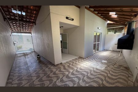 4_photo/94cfaa6e2b.ddb5a7592d1e15d7-ATLAS-e57cb8d7-31ea-4a38-ad66-bcb5193a5ca8.jpg de casa para alugar com 2 quartos, 106m² em Paisagem Renoir, Cotia