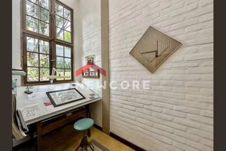 46_photo/94cfaa6e49.b86b5f5e8a2bcc97-ATLAS-3d47cd76-9f53-46fe-b766-5ca498d667f9.jpg de casa à venda com 2 quartos, 184m² em Rio Cotia, Cotia