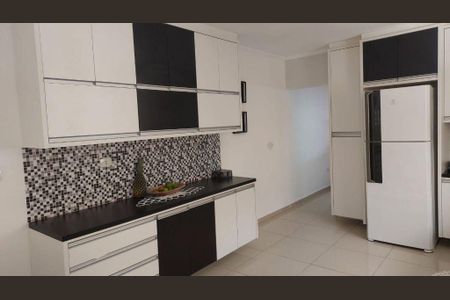 18_photo/94cfaa73b9.07f29284d16cc936-ATLAS-f2b4f2ca-8b54-490b-9fff-d34d507d8f47.jpg de casa à venda com 3 quartos, 267m² em Jardim Claudio, Cotia